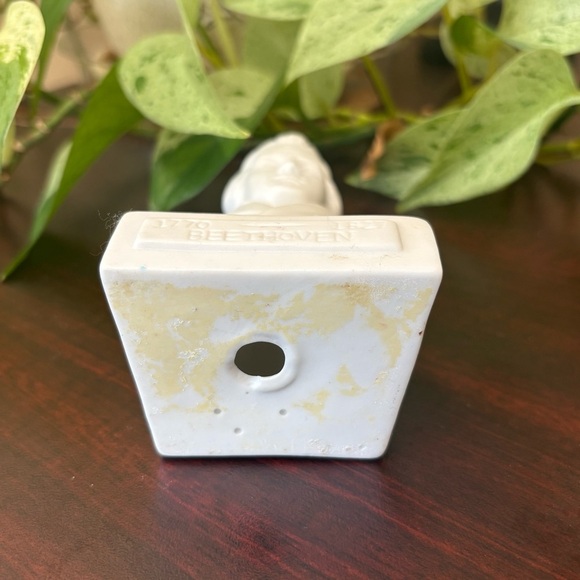 Vintage Willis Music Co. Composer BEETHOVEN Mini Bust - Picture 6 of 10